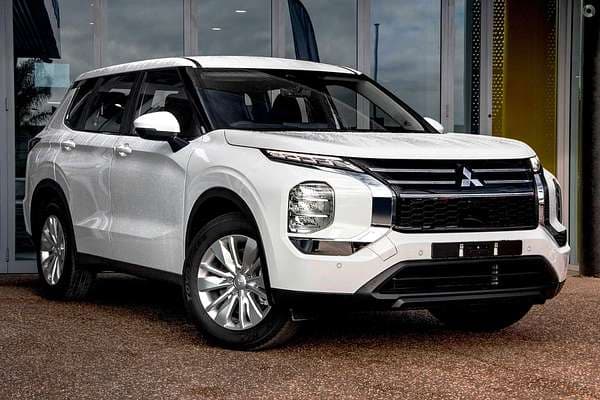 2025 Mitsubishi Outlander