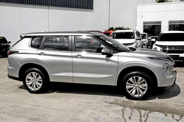 2026 Mitsubishi Outlander